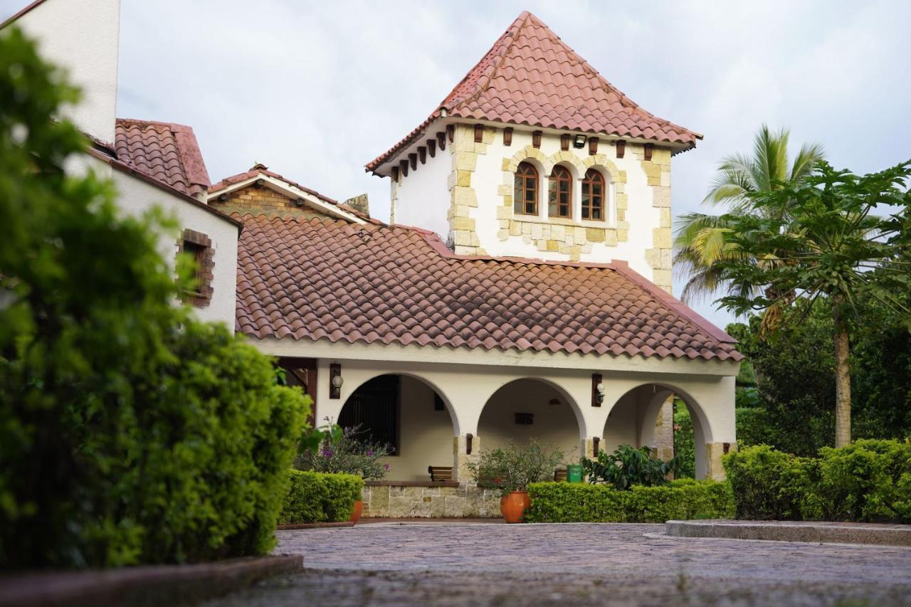 Hotel Chalet El Castillo Armenia  Exterior foto